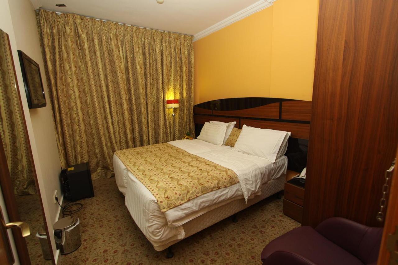 Al Saraya Ajyad Hotel Mecca ภายนอก รูปภาพ